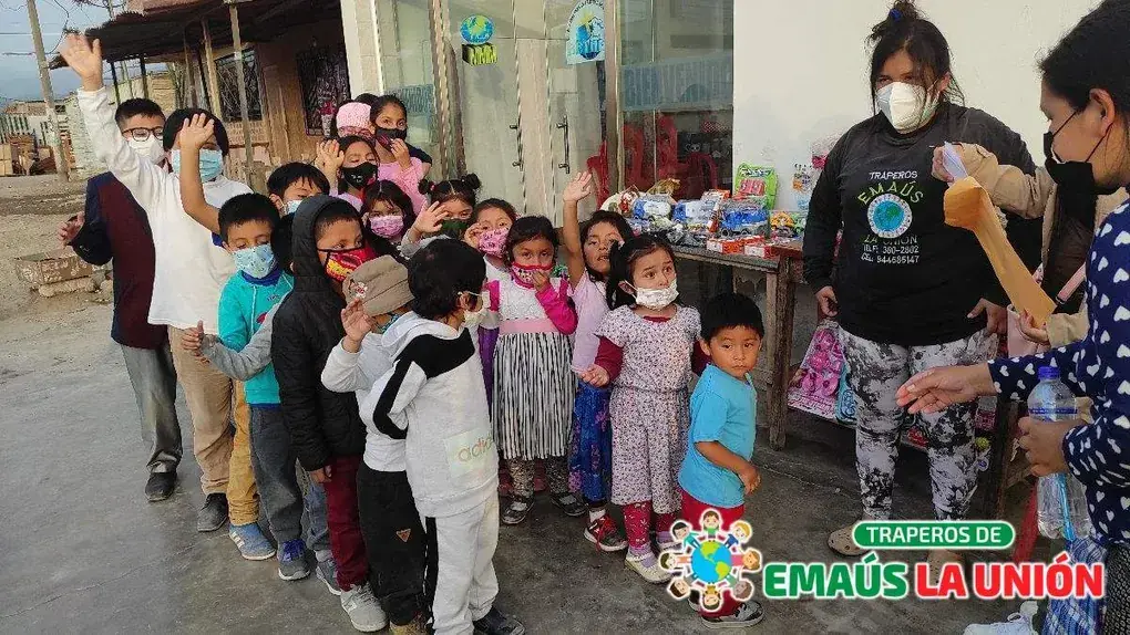 ¡Libera espacio y Da una Segunda Vida a tus Libros Usados en Surquillo!